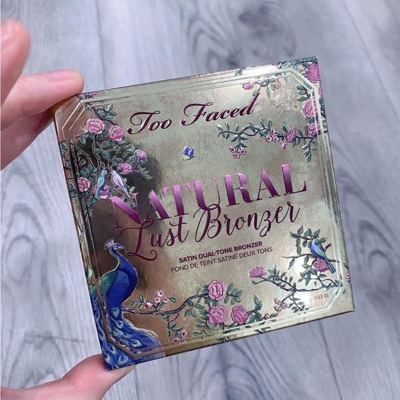 💗🆕 Too Faced Natural Lust Satin Bronzer 12.5g - Picture 7 of 10